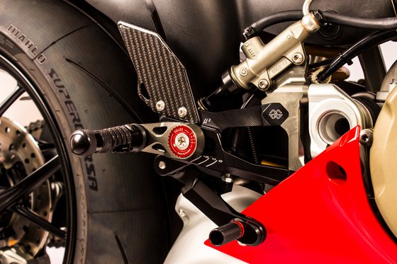 PANIGALE 1000 (2019 - 2020) black rearset for ducati panigale v4 | GILLES TOOLING